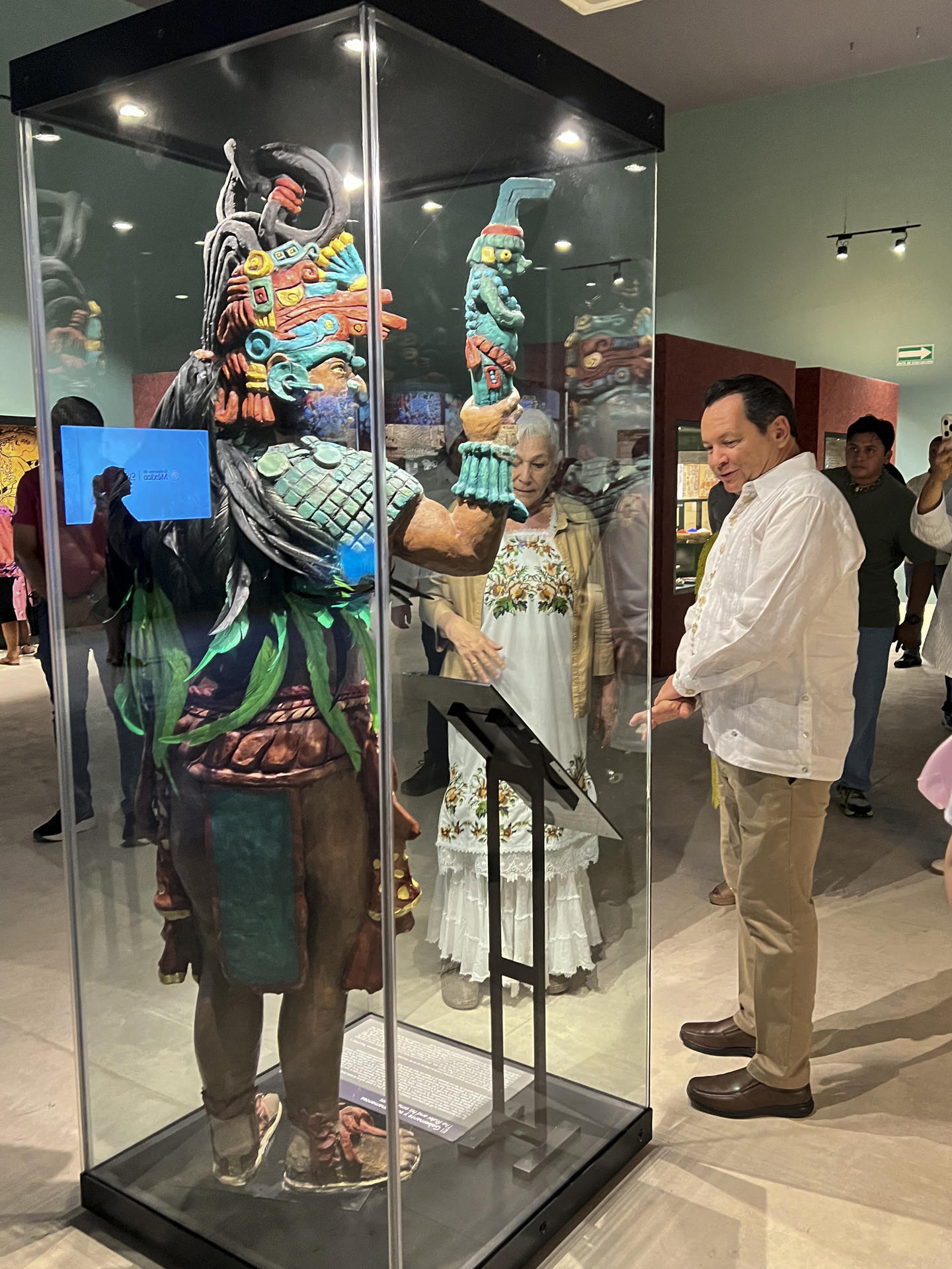 El gobernador de Yucatán, Joaquín Díaz Mena, asiste a la inauguración del Museo de Ichkaantihó este 19 de julio de 2026, en la zona arqueológica de Dzibilchaltún (México).EFE/Martha López Huan