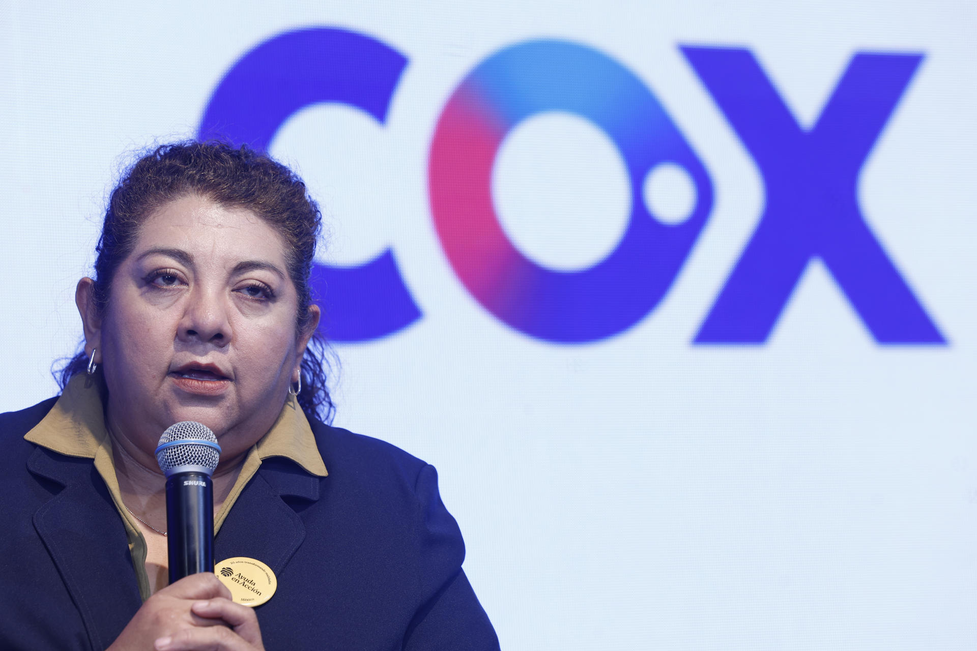 La directora general de ayuda en acción México, Tania Rodríguez, habla en Ciudad de México (México). EFE/Sáshenka Gutiérrez