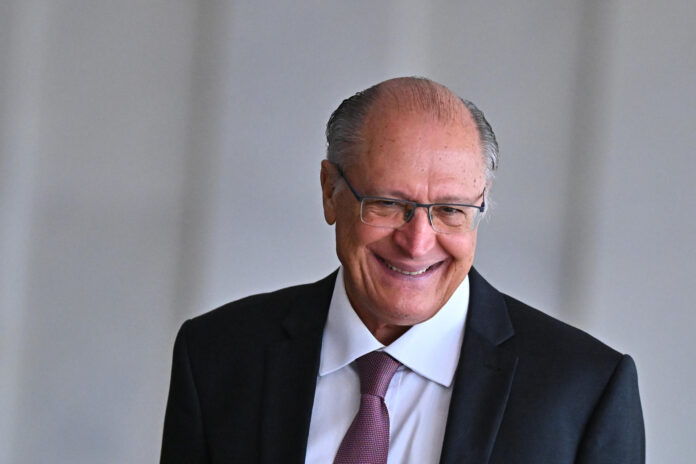 Fotografía de archivo en la que se captó al vicepresidente de Brasil, Geraldo Alckmin, durante un evento en el Palacio del Itamaraty, en Brasilia (Brasil). EFE/Andre Borges
