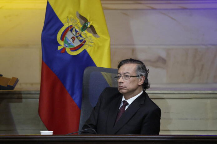 El presidente de Colombia, Gustavo Petro, fue captado este 20 de julio, durante la instalación del nuevo periodo legislativo para el Congreso colombiano, en Bogotá (Colombia). EFE/Carlos Ortega
