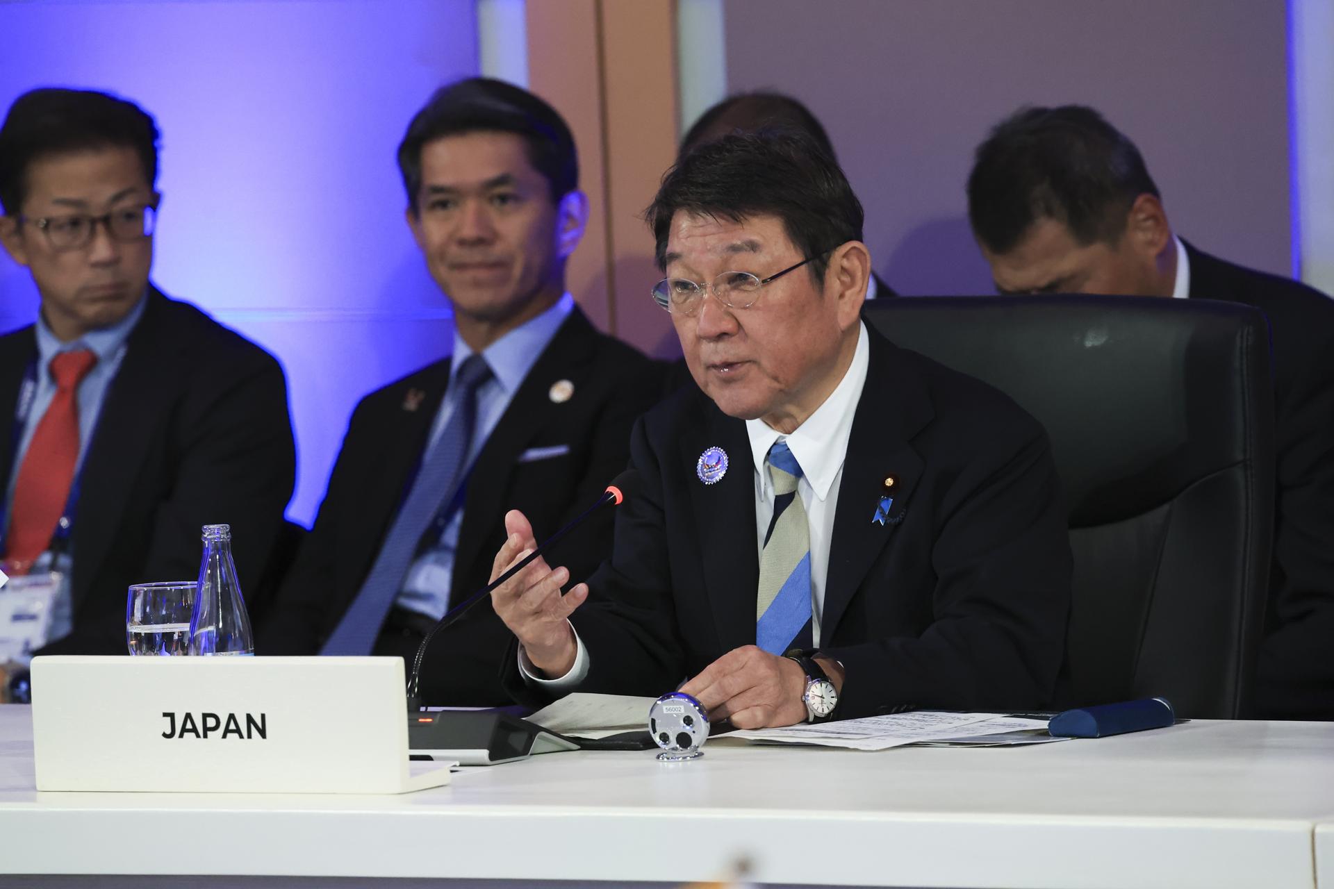 PASAY (Filipinas), 22/07/2026.- El ministro de Relaciones Exteriores de Japón, Toshimitsu Motegi, pronunció un discurso de apertura durante la Conferencia Postministerial de la ASEAN con Japón, en el marco de la Reunión de Ministros de Relaciones Exteriores de la ASEAN, en el Centro Internacional de Convenciones de Filipinas en Pasay, Metro Manila, Filipinas, el 22 de julio de 2026. EFE/EPA/ELOISA LOPEZ / POOL
