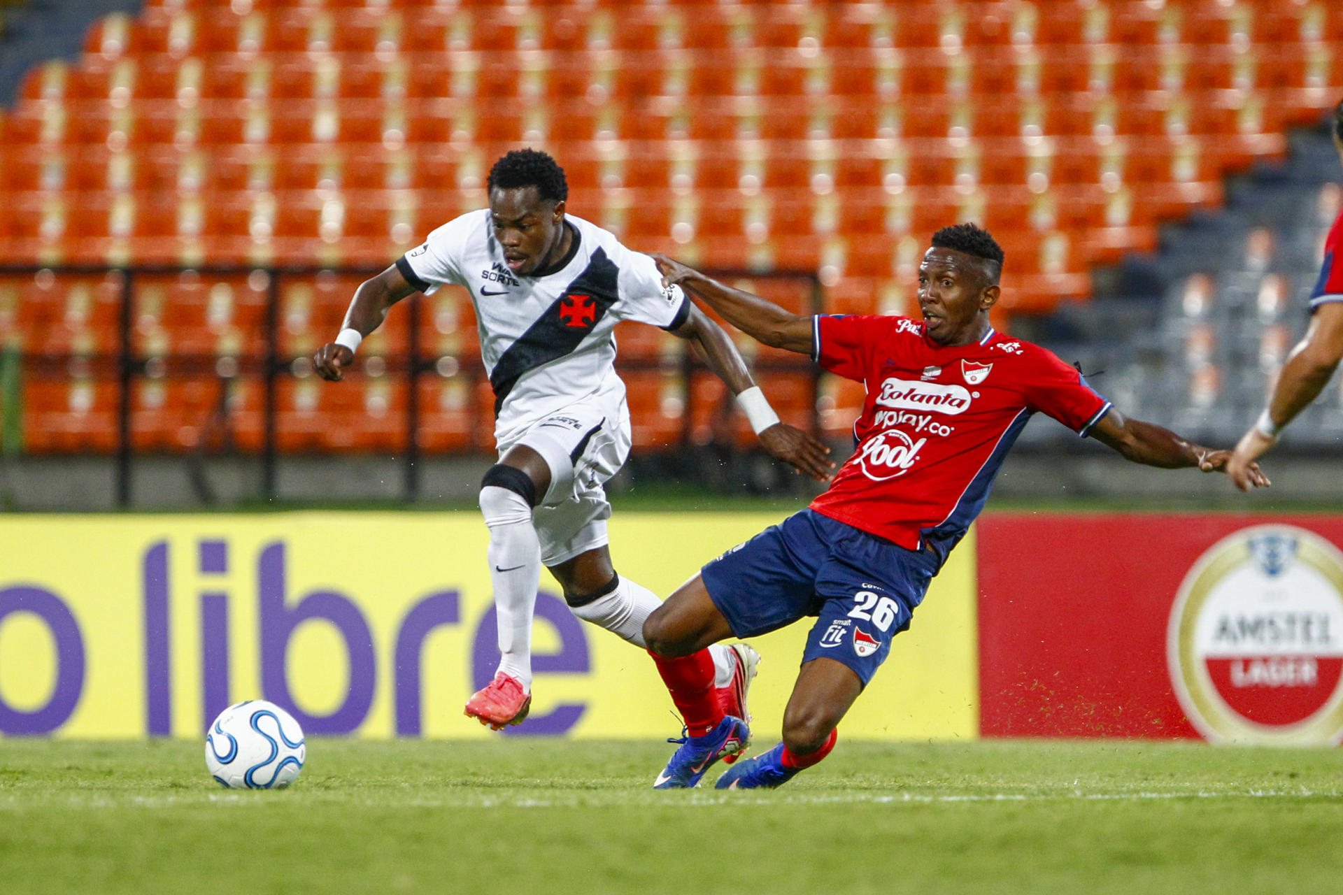 Independiente Medellín empató este miércoles 2-2 en la ciudad colombiana de Medellín con Vasco da Gama en el partido de ida de la repesca por un cupo en los octavos de final de la Copa Sudamericana. EFE/ STR
