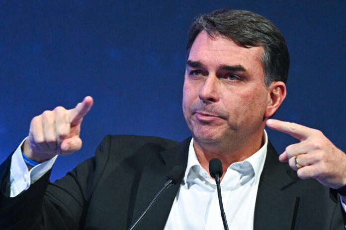 El senador y precandidato a la Presidencia de Brasil por el Partido Liberal, Flávio Bolsonaro, en una fotografía de archivo. EFE/ Andre Borges
