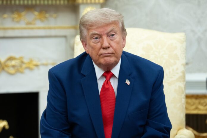 El presidente de EE.UU., Donald Trump. EFE/EPA/AARON SCHWARTZ / POOL
