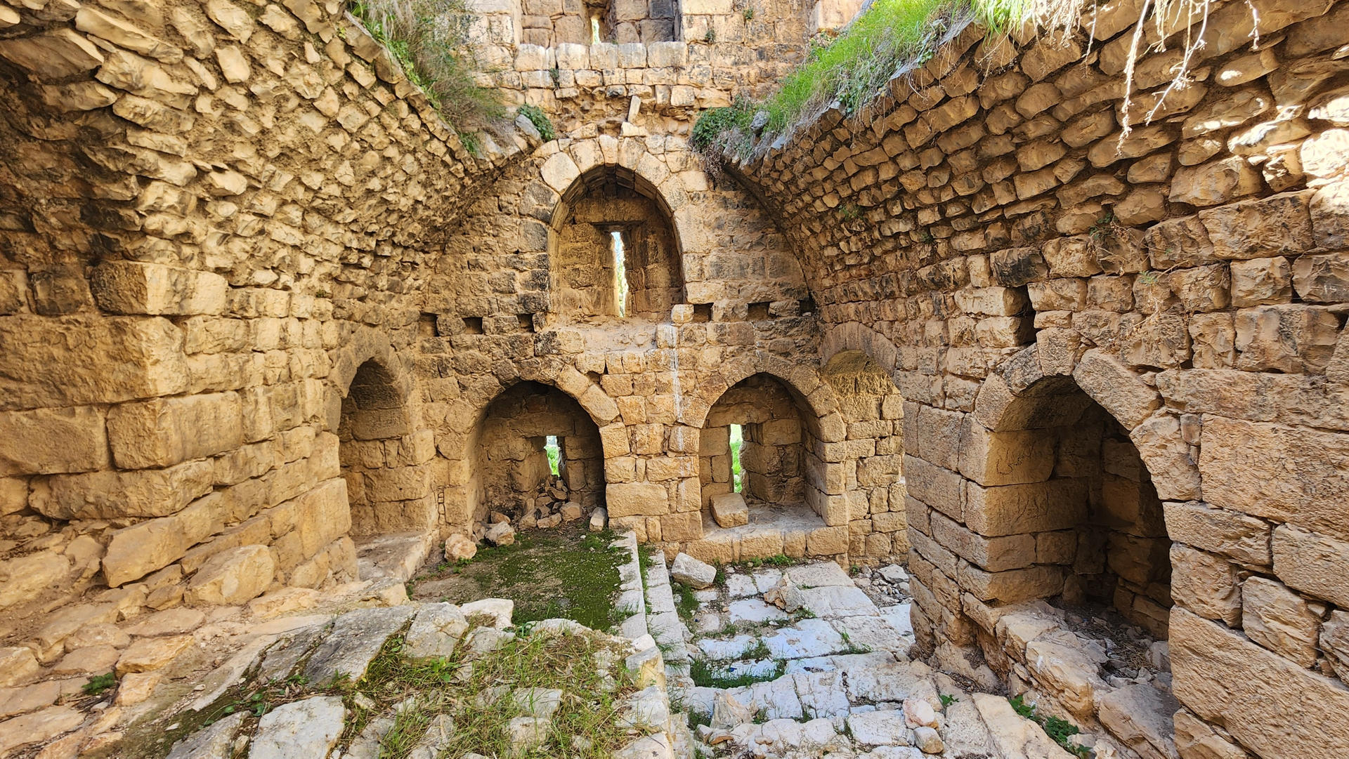 Los castillos del monte Amel en el sur del Líbano, donde se han registrado bombardeos israelíes ante su conflicto con Hizbulá por la guerra en Oriente Medio. EFE/UNESCO / Jean Yasmine SOLO USO EDITORIAL/SOLO DISPONIBLE PARA ILUSTRAR LA NOTICIA QUE ACOMPAÑA (CRÉDITO OBLIGATORIO)
