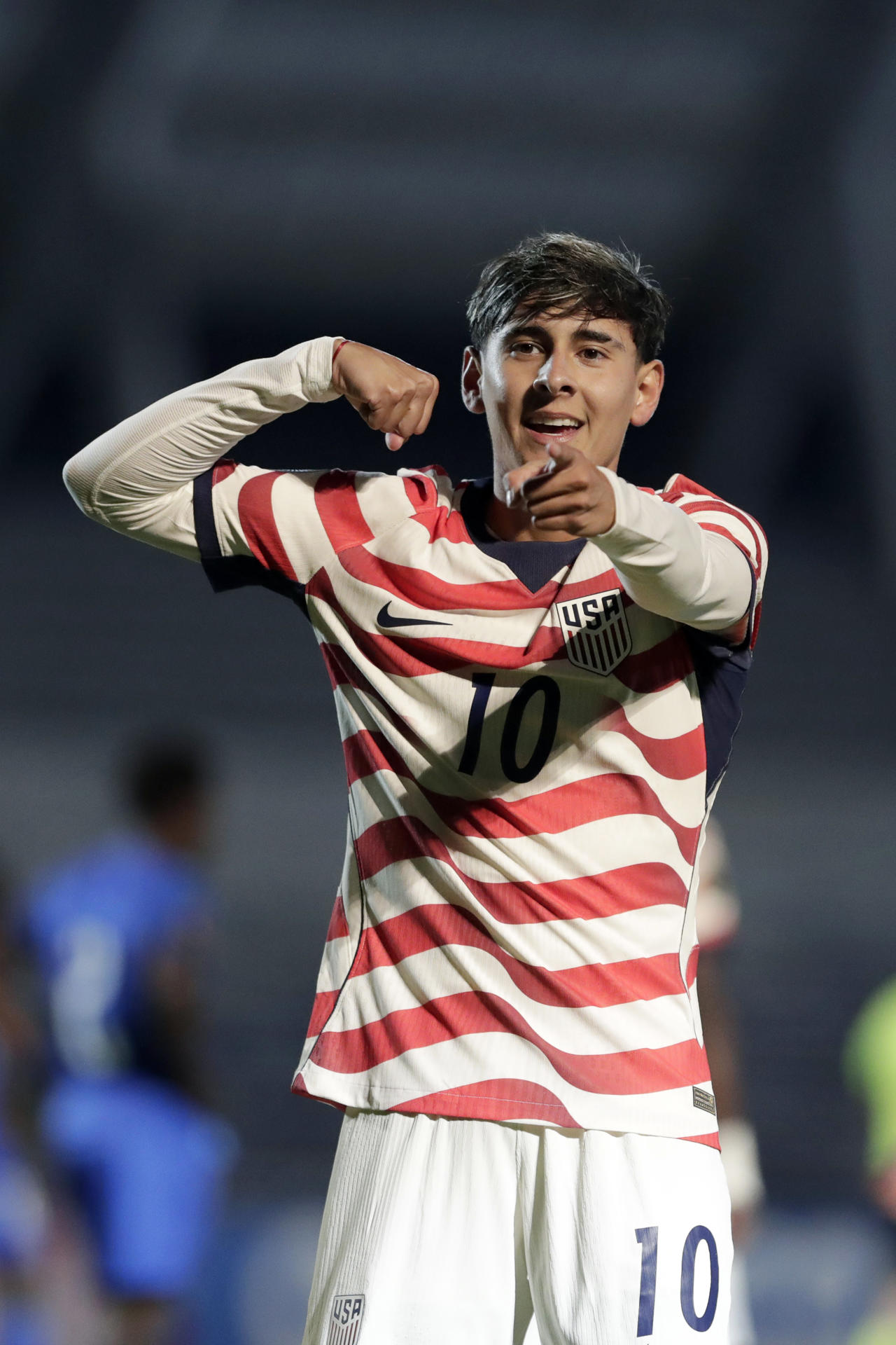 Santiago Morales, de Estados Unidos, celebra un gol durante un partido del Campeonato Sub-20 de la Concacaf entre Estados Unidos y Haití en el estadio Universitario en Puebla (México). EFE/ Hilda Ríos