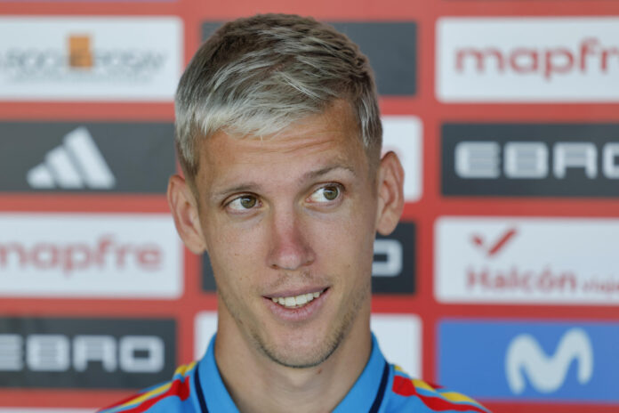 Foto de archivo del jugador de la selección españla Dani Olmo, que dijo sobre la agresión que sufrió por parte de Roberto Fabián Ayala, miembro del equipo técnico argentino, al término de la final del pasado Mundial, que éste 