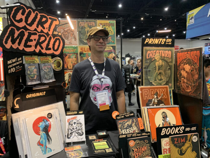 El ilustrador comercial y artista de cómics estadounidense Curt Merlo posa este jueves, en La Comic Con en San diego (EE.UU). EFE/ Mónica Rubalcava
