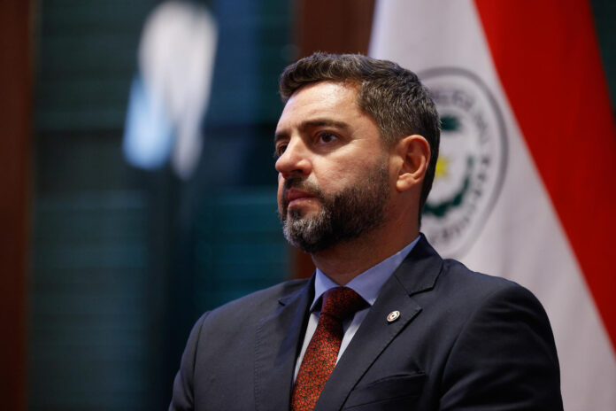 Fotografía de archivo en la que se captó al vicepresidente de Paraguay, Pedro Alliana, durante un acto público, en Asunción (Paraguay). EFE/Juan Pablo Pino
