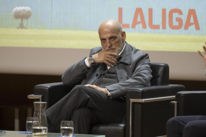 Fotografía del pasado 12 de mayo, en la que puede verse al presidente de LaLiga, Javier Tebas. EFE/ Pedro Puente Hoyos

