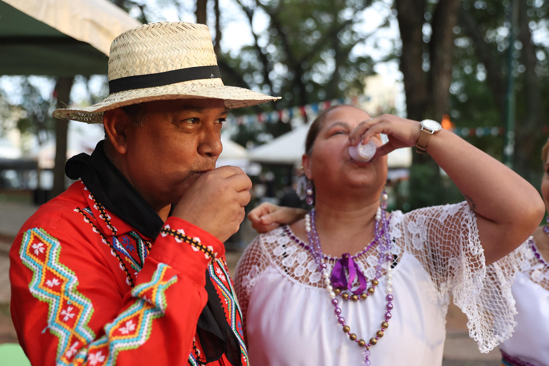 El Carrulim: la centenaria tradición paraguaya para combatir las "malas ondas" cada 1 de agosto