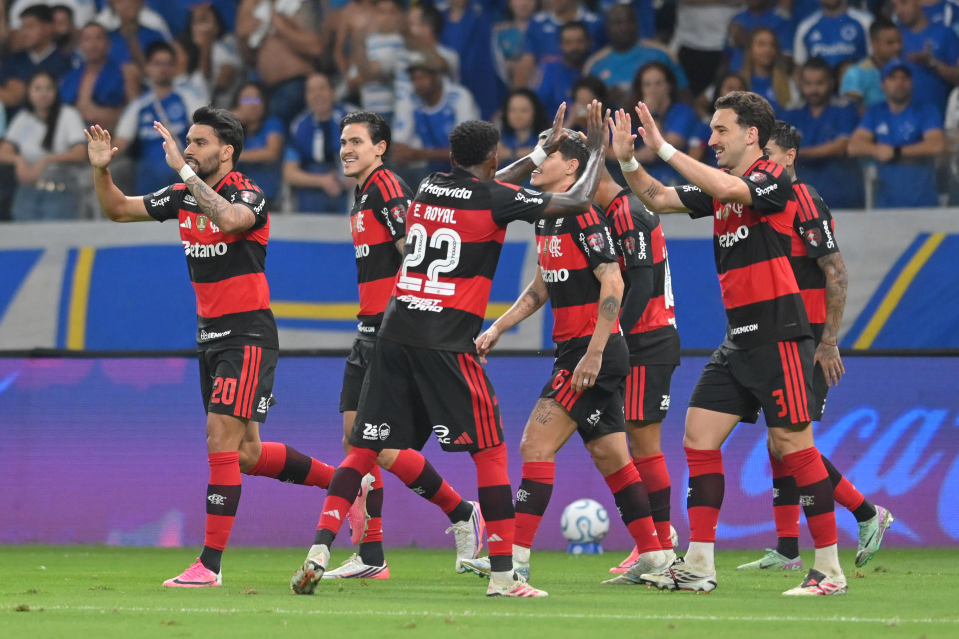 Cruzeiro confía en dar un maracanazo para eliminar al campeón Flamengo -  HolaNews