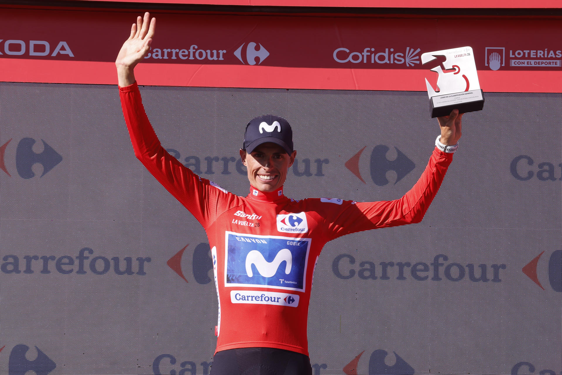 Enric Mas wearing the red jersey at La Vuelta