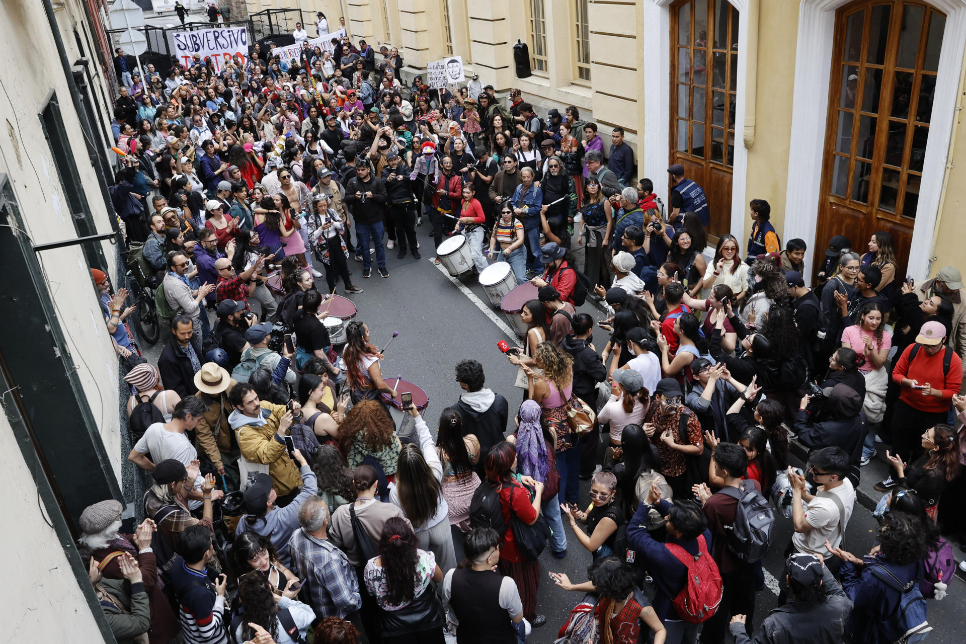 Foto: Artistas protestan por recortes en Colombia/Cortesía