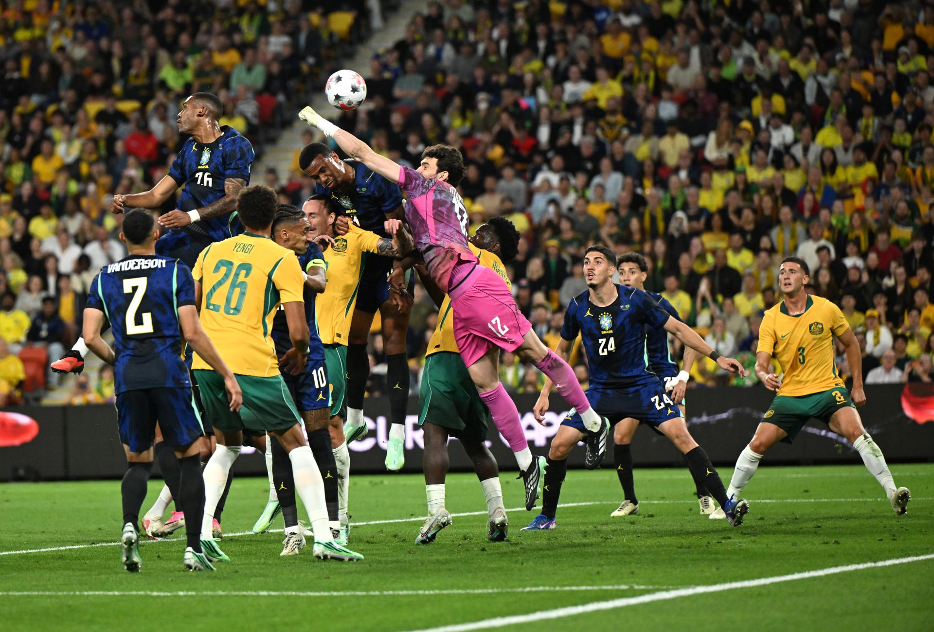 Brasil se desata ante Australia (2-4) pese a la retirada de Raphinha - HolaNews
