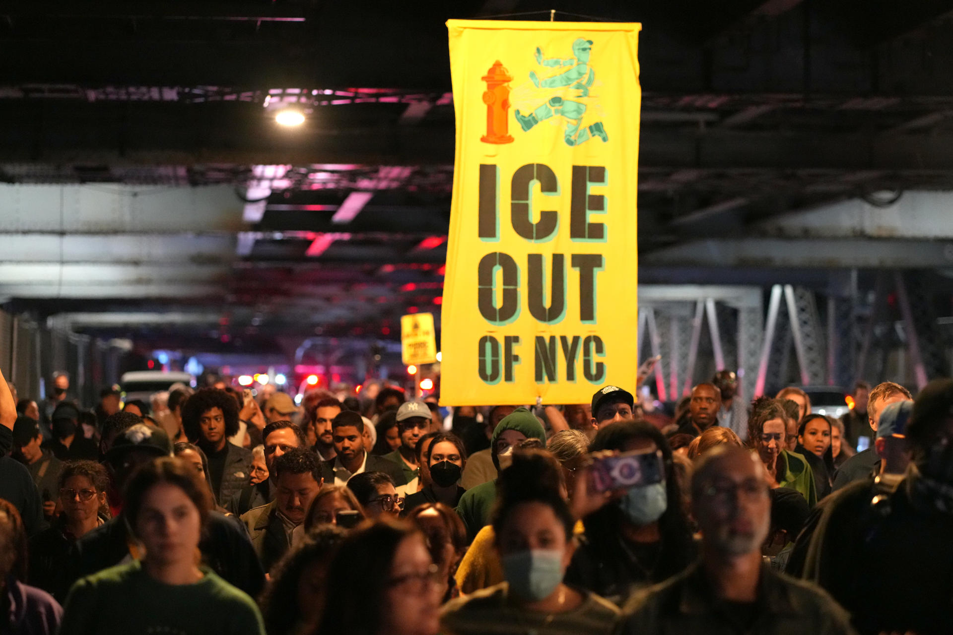 Protestas en Nueva York exigen abolición del ICE tras tiroteo