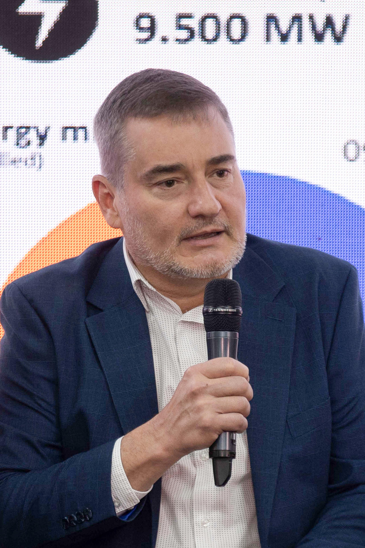 El presidente de General Electric (GE) Vernova Venezuela, Carlos Mousadi, habla durante el Startup Venezuela Summit 2026, este jueves en Caracas (Venezuela). EFE/ Ronald Peña R
